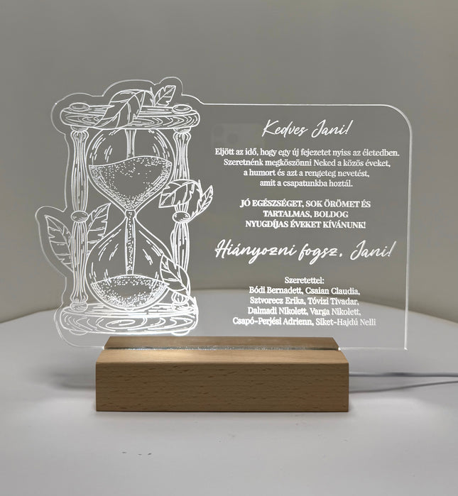 Fa talpú asztali dísz