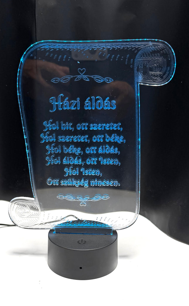 Műanyag talpú asztali dísz